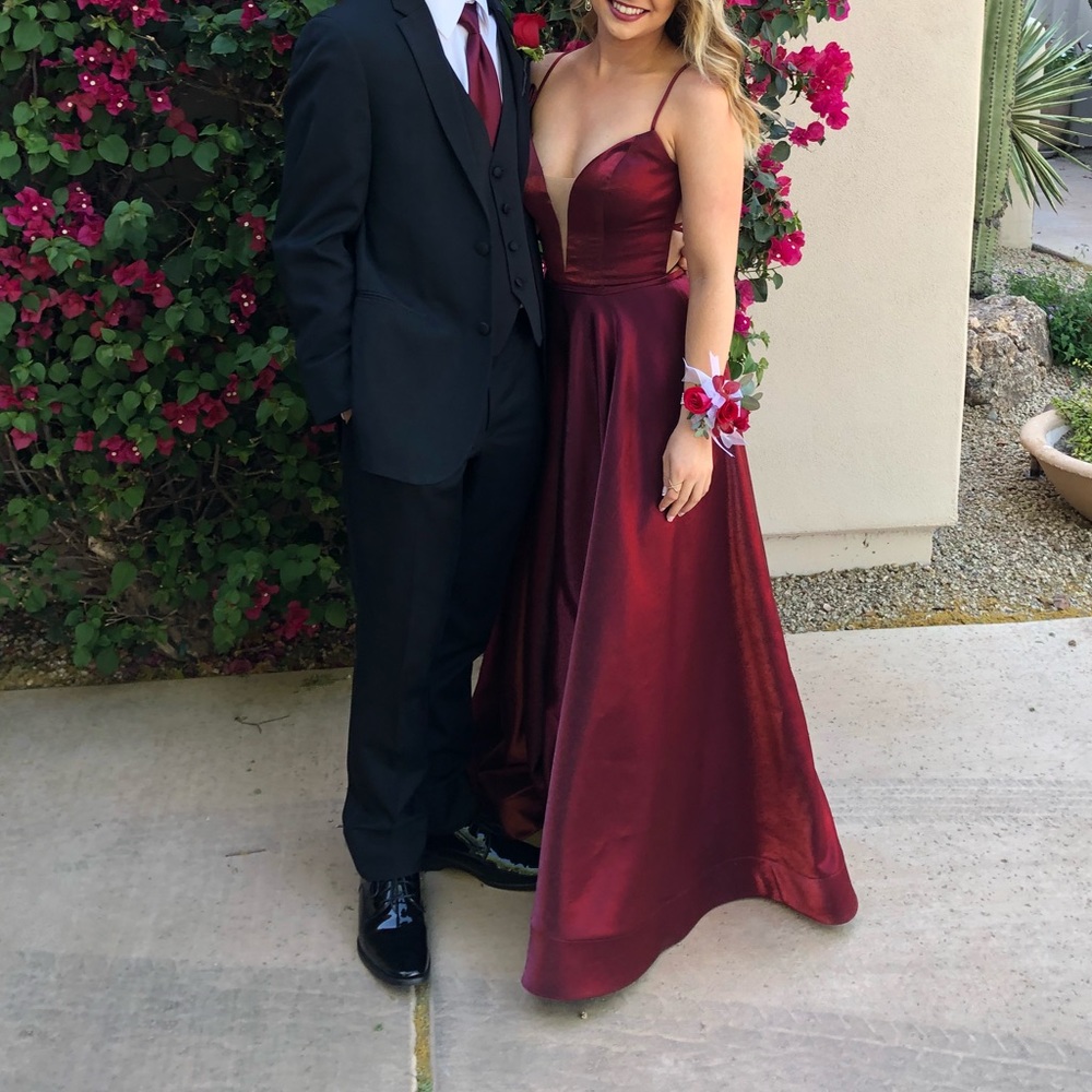 Gorgeous red prom dress
